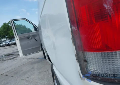 2001 Ford E-250 Commercial from USA, damaged, VIN 1FTNE24291HB20980